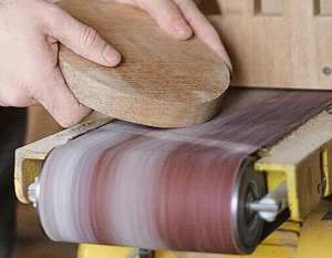 Методы устранения биения при шлифовании древесины лентой: точечная балансировка