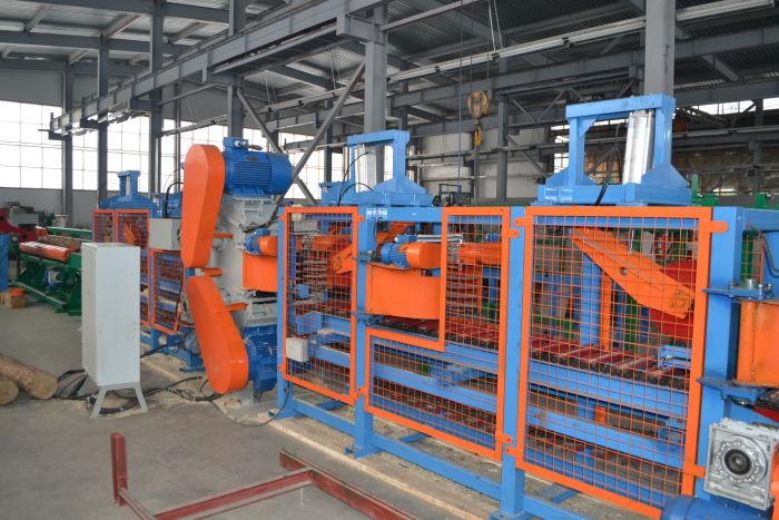 Станок для распиловки бревен СБГ-480 с гусеничнои? подачеи?