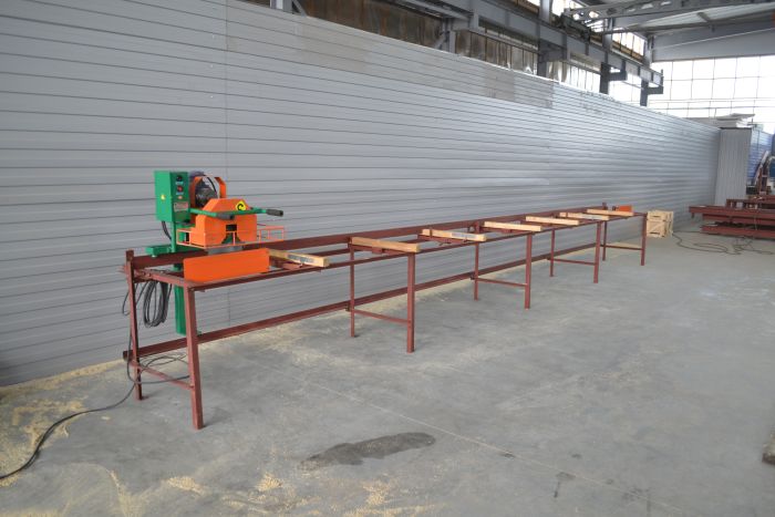 Кромкообрезной однопильный бензиновый станок Алтаи?-007A