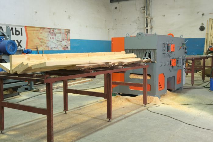 Многопильный двухвальный станок «ТРИУМФ» 2В-250