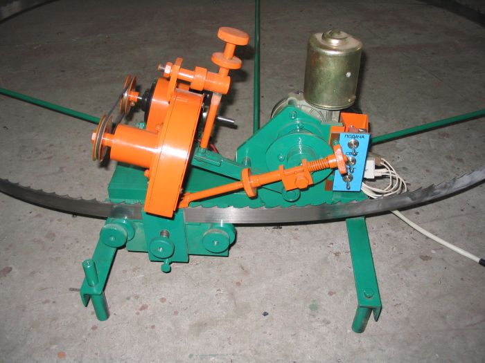 Станок для заточки ленточных пил Алтай-з22