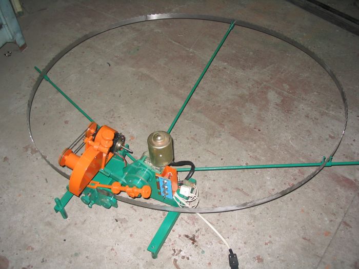 Станок для заточки ленточных пил Алтай-з22