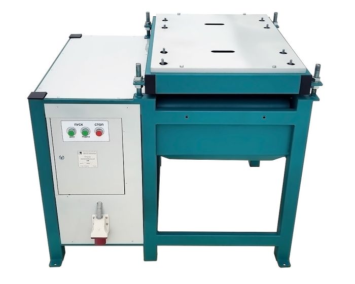 Станок кромкообрезной проходного типа КМ–250 (11,75 кВт)