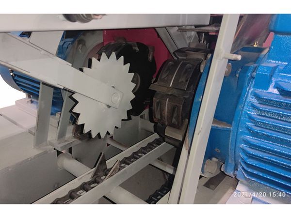 Станок для переработки тонкомера СПТ-280т