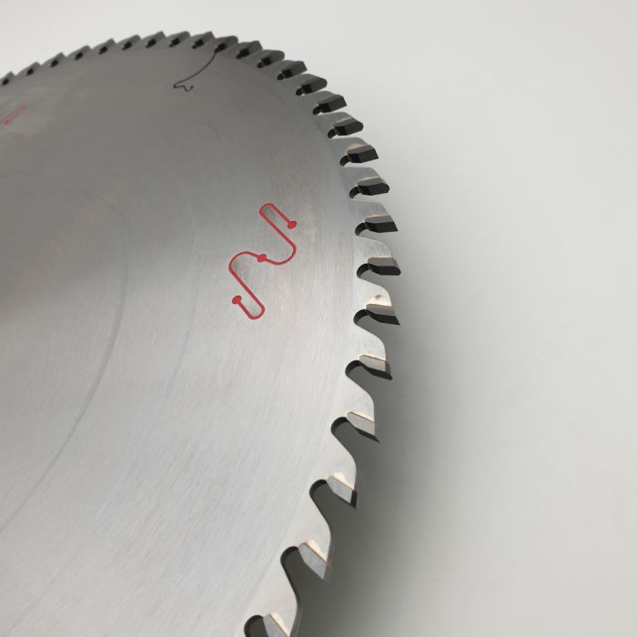 Пильный диск для раскроечных центров 400x4.4/3.2x30 Z72 RED SAMURAI