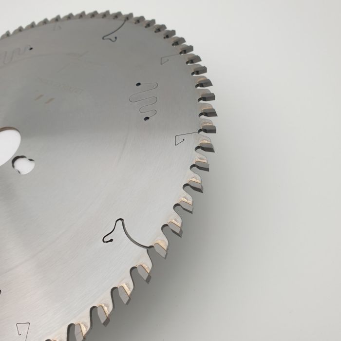 Пильный диск для торцовочных станков 250x30x3.2/2.2 z64 WZ RED SAMURAI