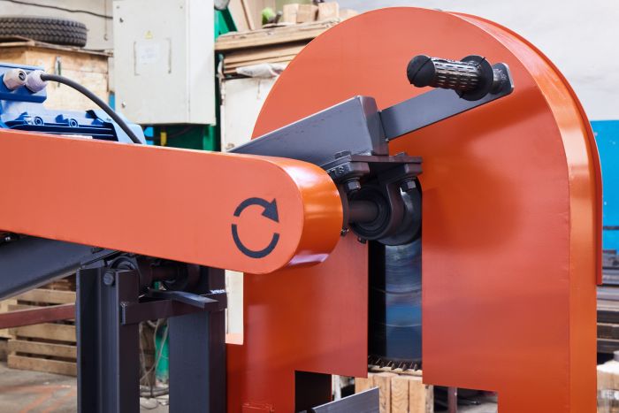 Торцовочный станок маятникого типа «ТРИУМФ» Т3