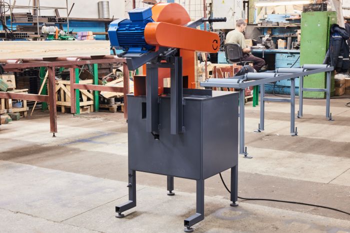 Торцовочный станок маятникого типа «ТРИУМФ» Т3